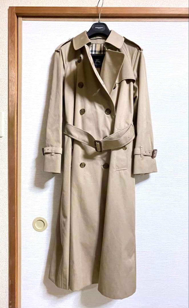 ☆新品未使用☆BURBERRY レディース ベージュ トレンチコート 美品です！