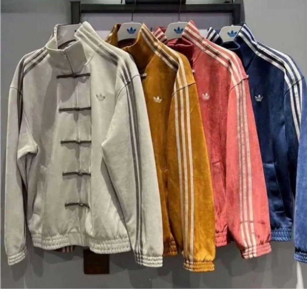 アディダス 中国限定 蛇年トラックジャケットホワイトLサイズ”