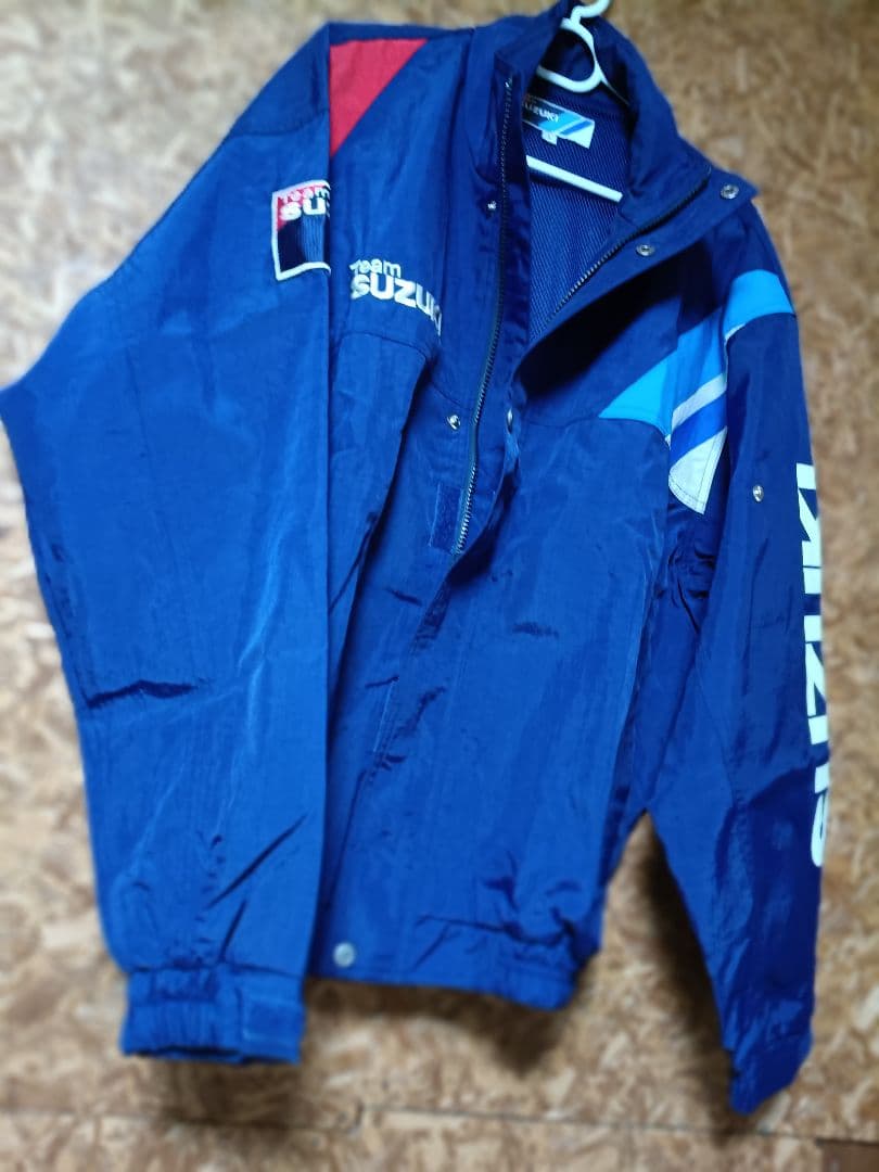 メ*5様 SUZUKI team ジャケット　　サイズＬ