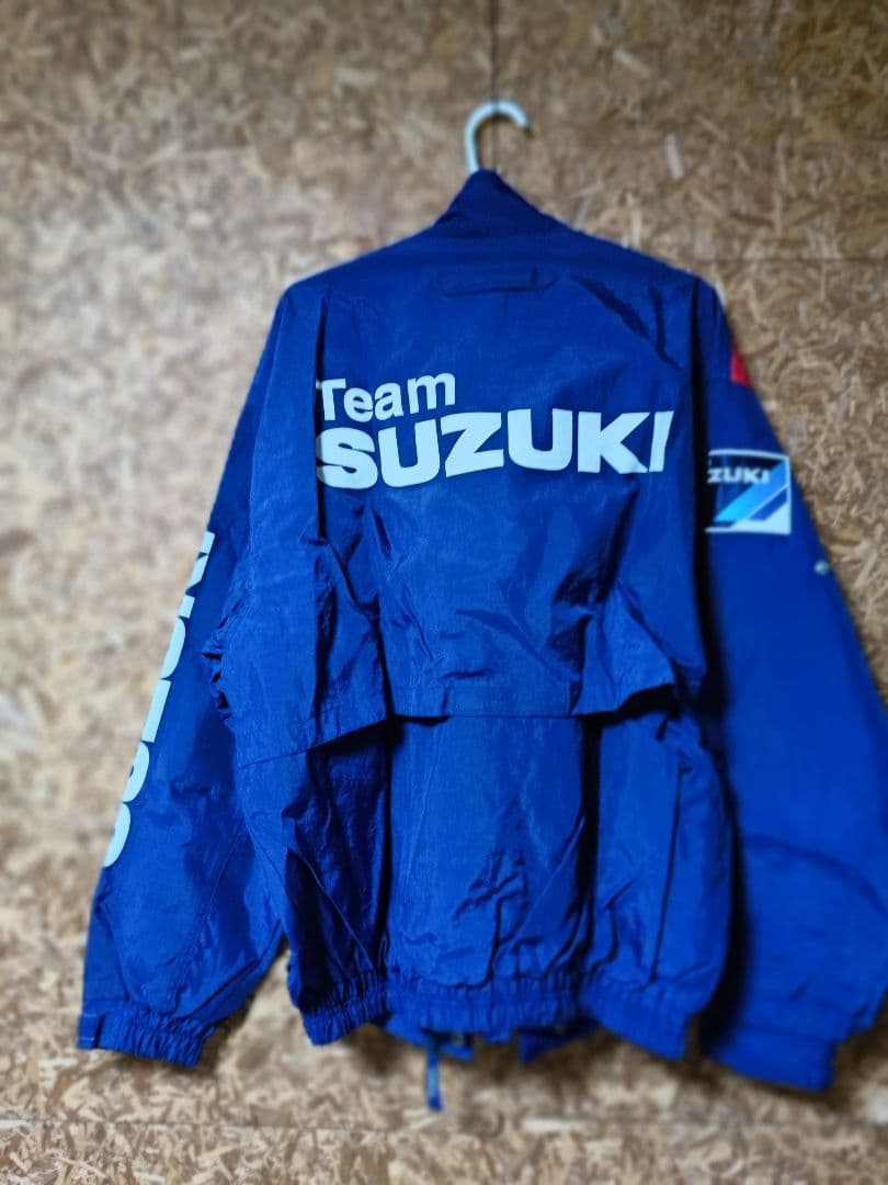 メ*5様 SUZUKI team ジャケット　　サイズＬ