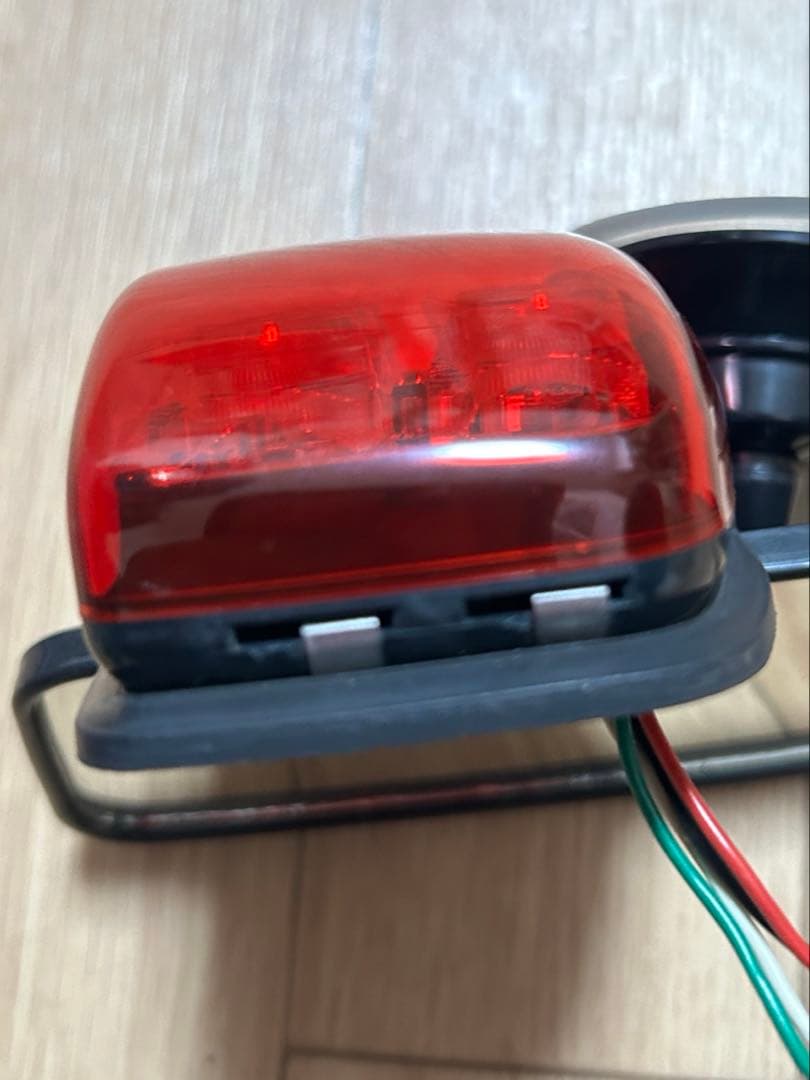 まる様検討中　パトランプ PATLITE LED補助警告灯 パトカー