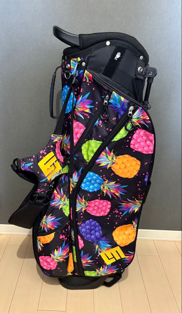 美品⭐︎LOUDMOUTH トロピカルパイナップルキャディバッグ／フードカバーなし