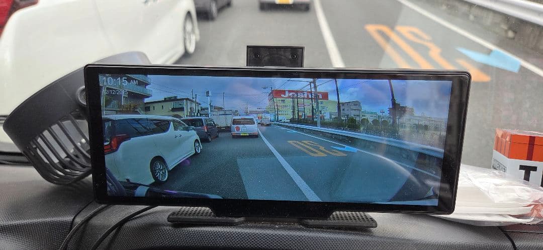 カーナビ 大画面ディスプレイ ドラレコ付き