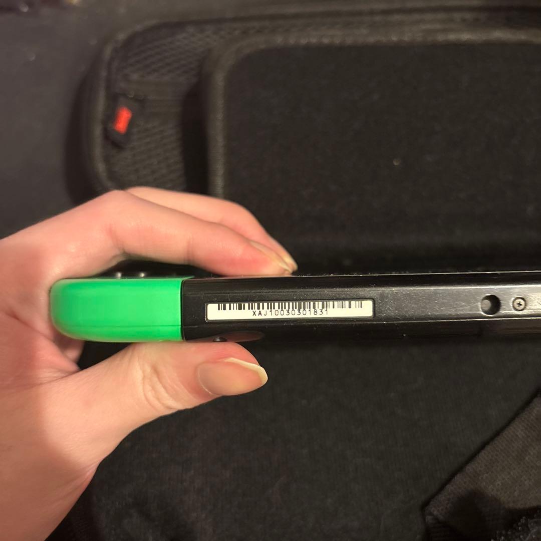 Nintendo Switch グリーン・レッド Joy-Con