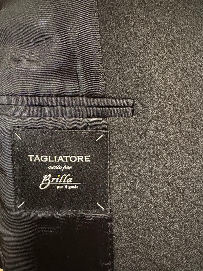 タリアトーレ　ビームス別注メンズスーツ（ブラック46 MADE IN ITALY