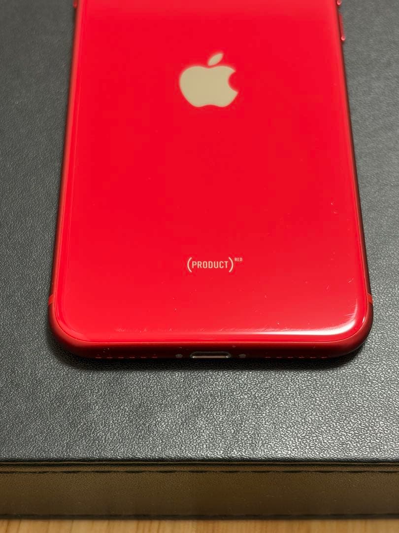 美品　iPhone SE 第二世代　②