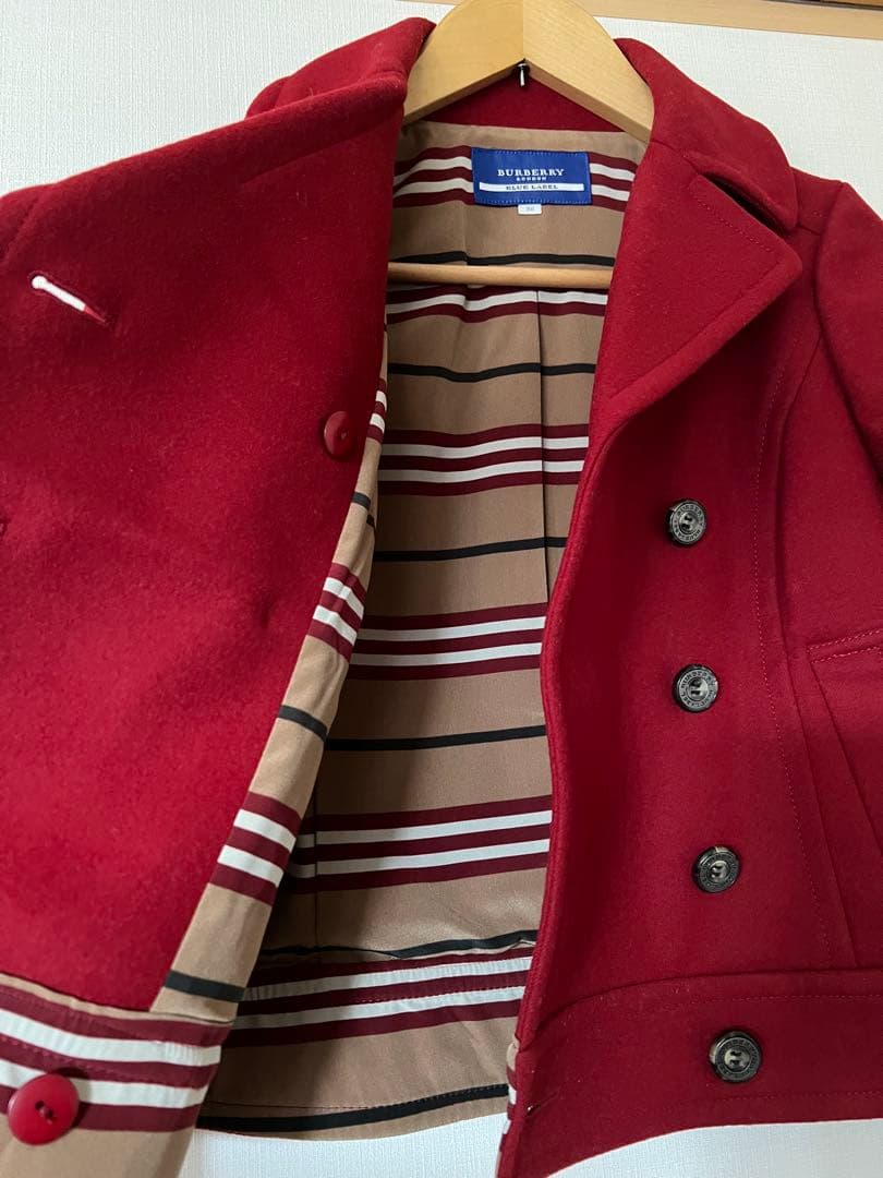 BURBERRY100%毛　レディースジャケットサイズ:M 赤色