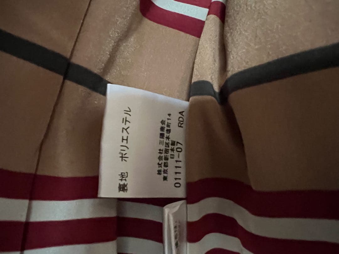 BURBERRY100%毛　レディースジャケットサイズ:M 赤色