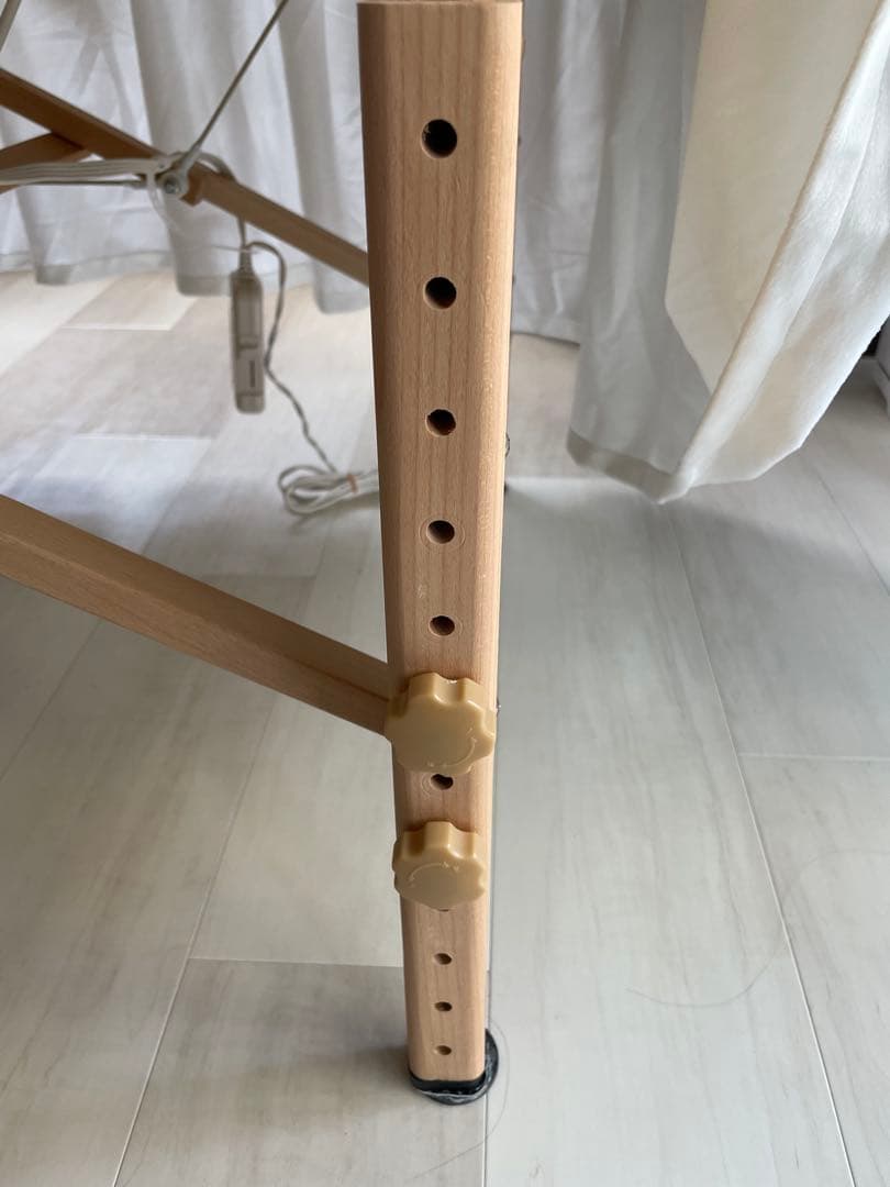 エステサロン　施術ベッド