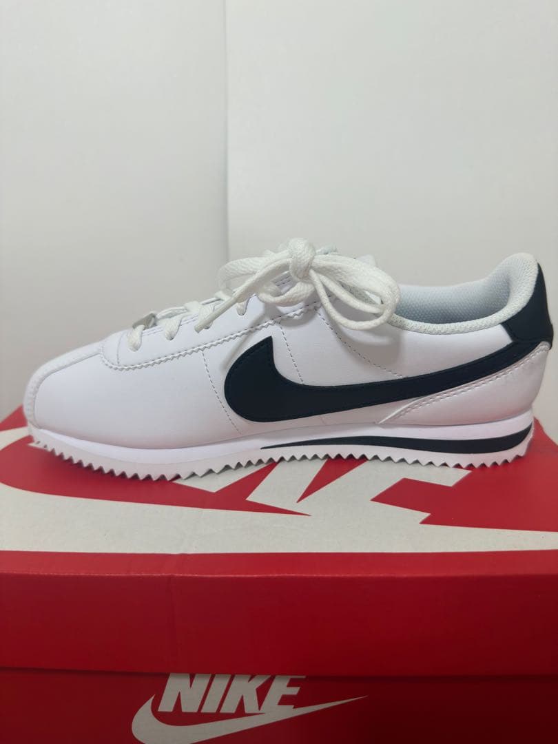 NIKE（ナイキ） コルテッツ DM0950-108サイズ23.5cm ホワイト