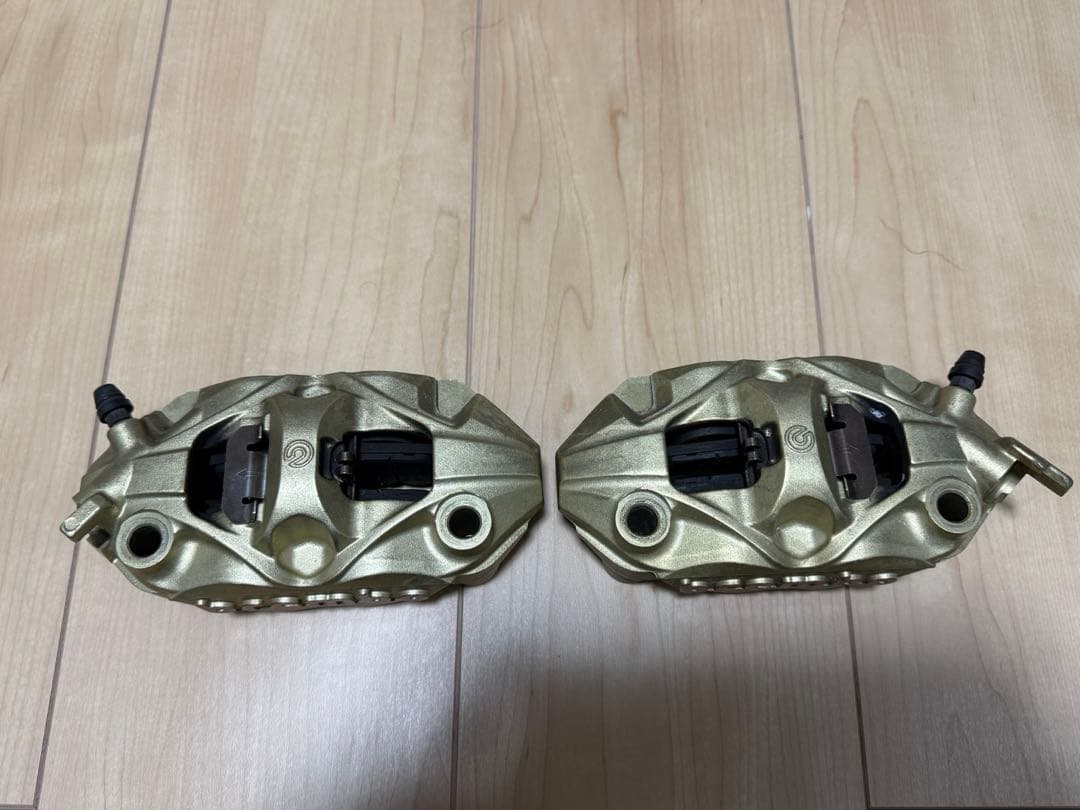 ブレンボ　キャリパー　バイク　108mm スズキ　HAYABUSA GSX