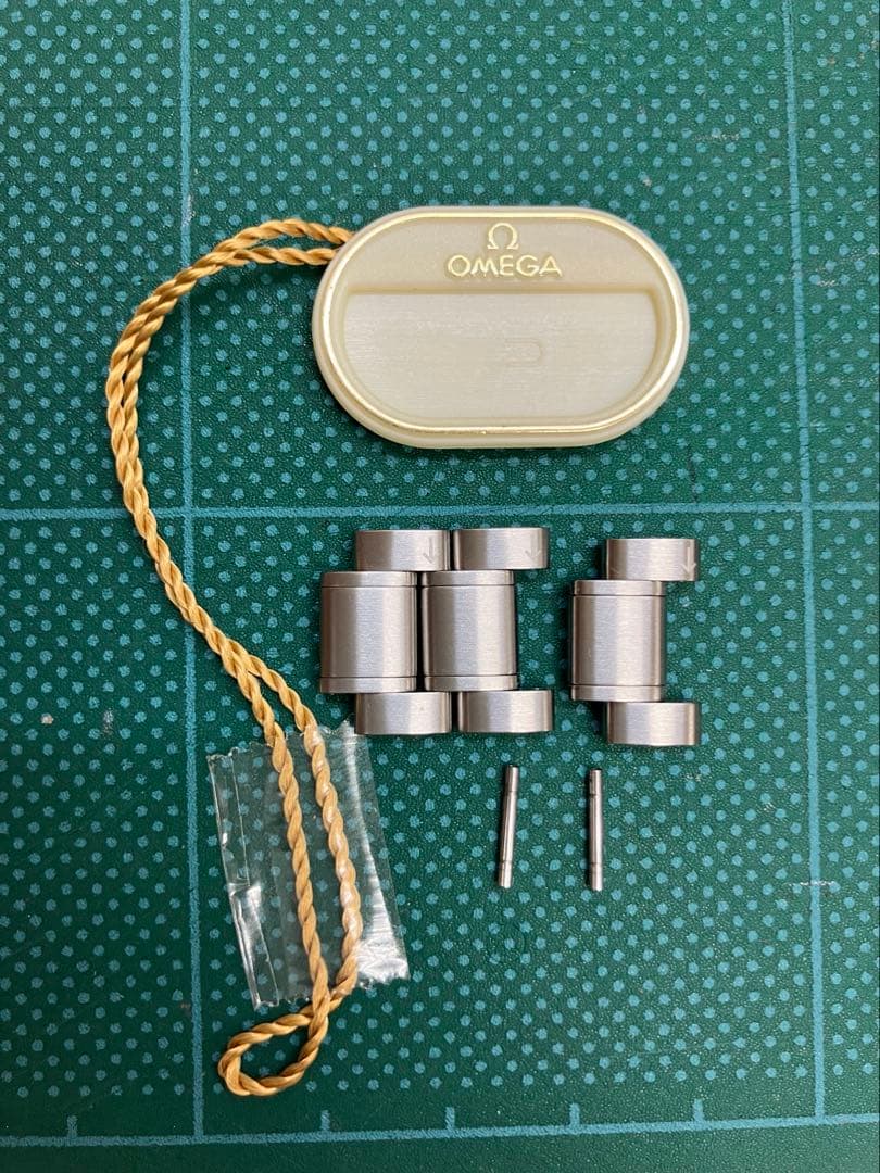 オメガ　スピードマスター　バンド　コマ 3523.80 16ｍｍ　３駒セット売り
