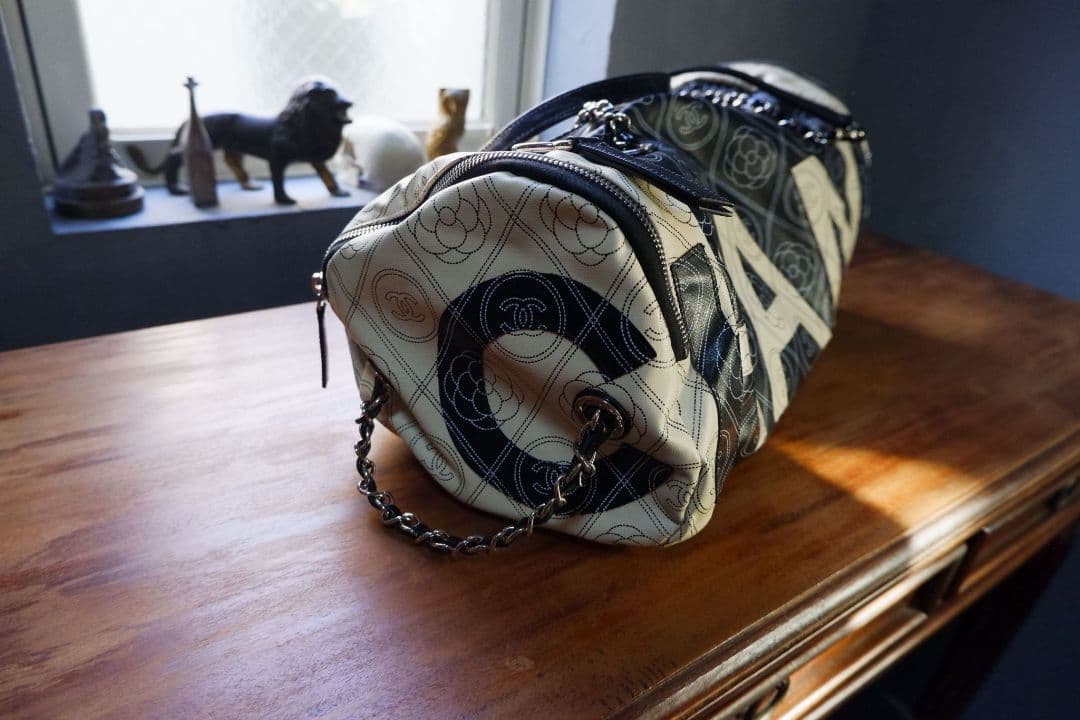 CHANEL コーテッドキャンバス ボーリングバッグ