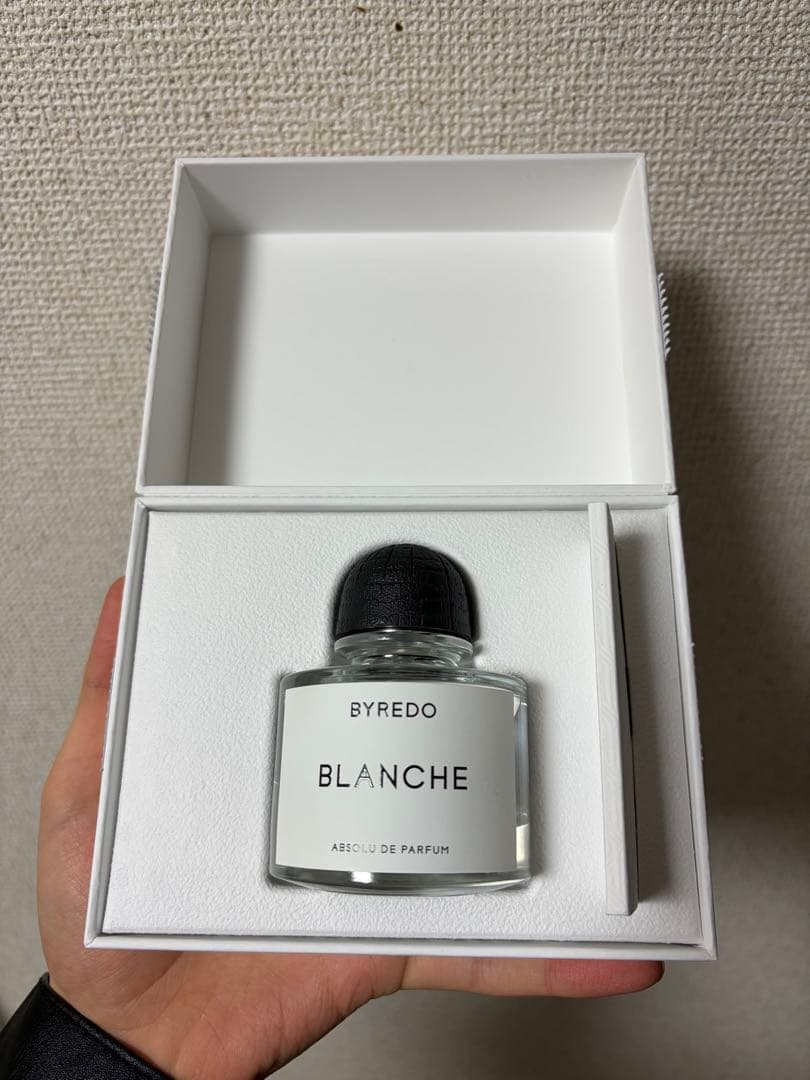 BYREDO BLANCHE アブソリュート・ド・パルファム