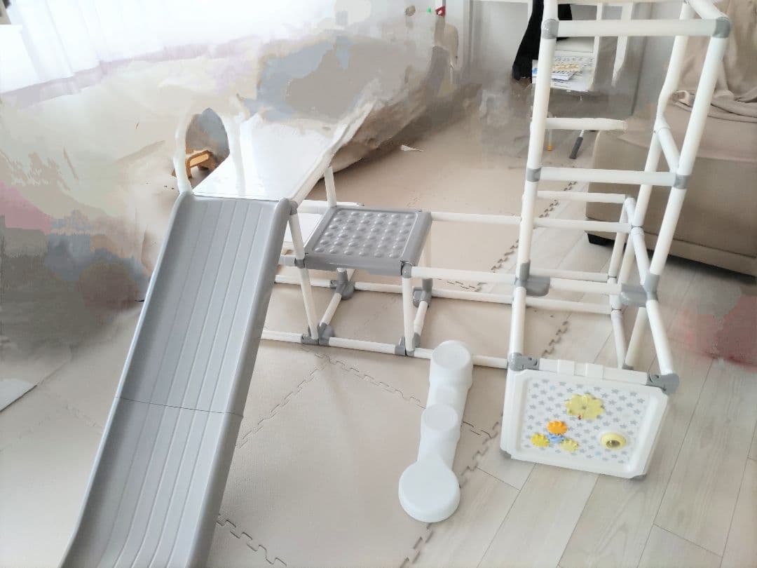 ヤトミ　折りたたみ　わんぱくスライダージム　ロングスロープ　ホワイト・グレー