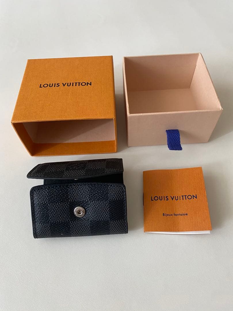 新品未使用Louis Vuitton カフリンクス　ヴィトン　カフス