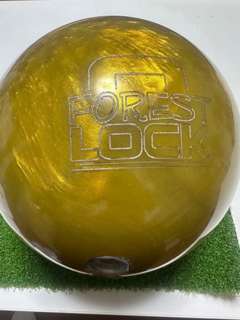 FOREST LOCK ボウリングボール ゴールド