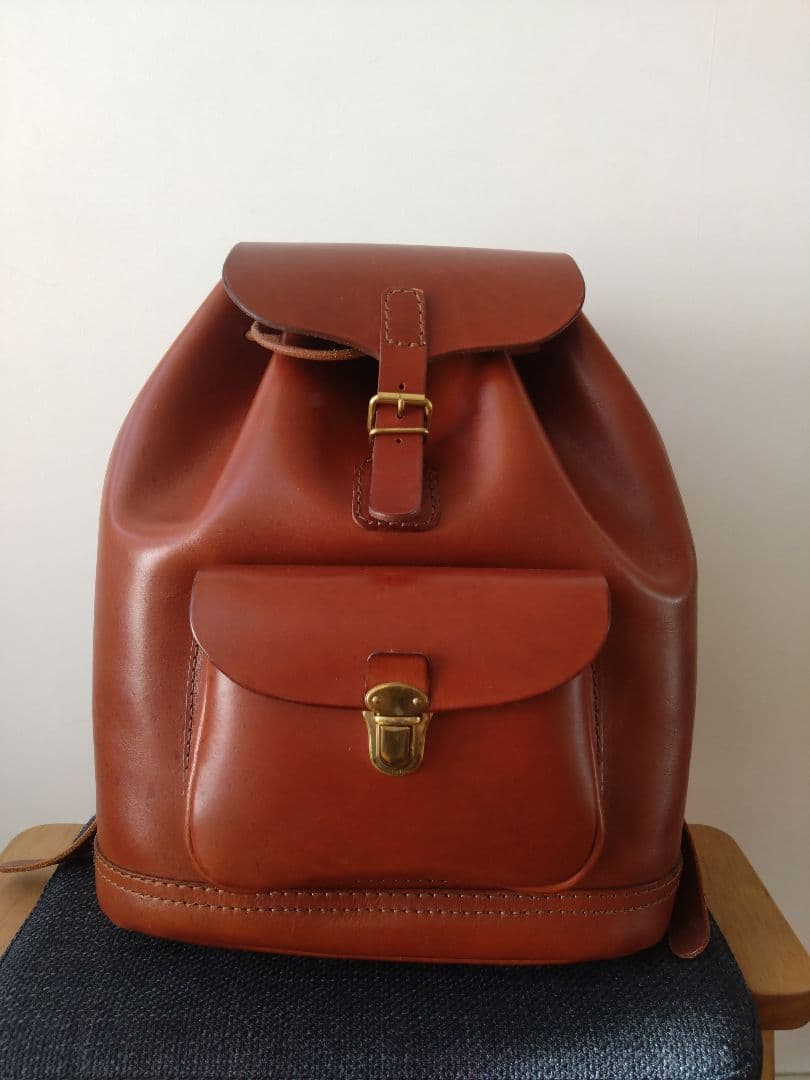 ヘルツ スタンダードなリュック М チョコ HERZ