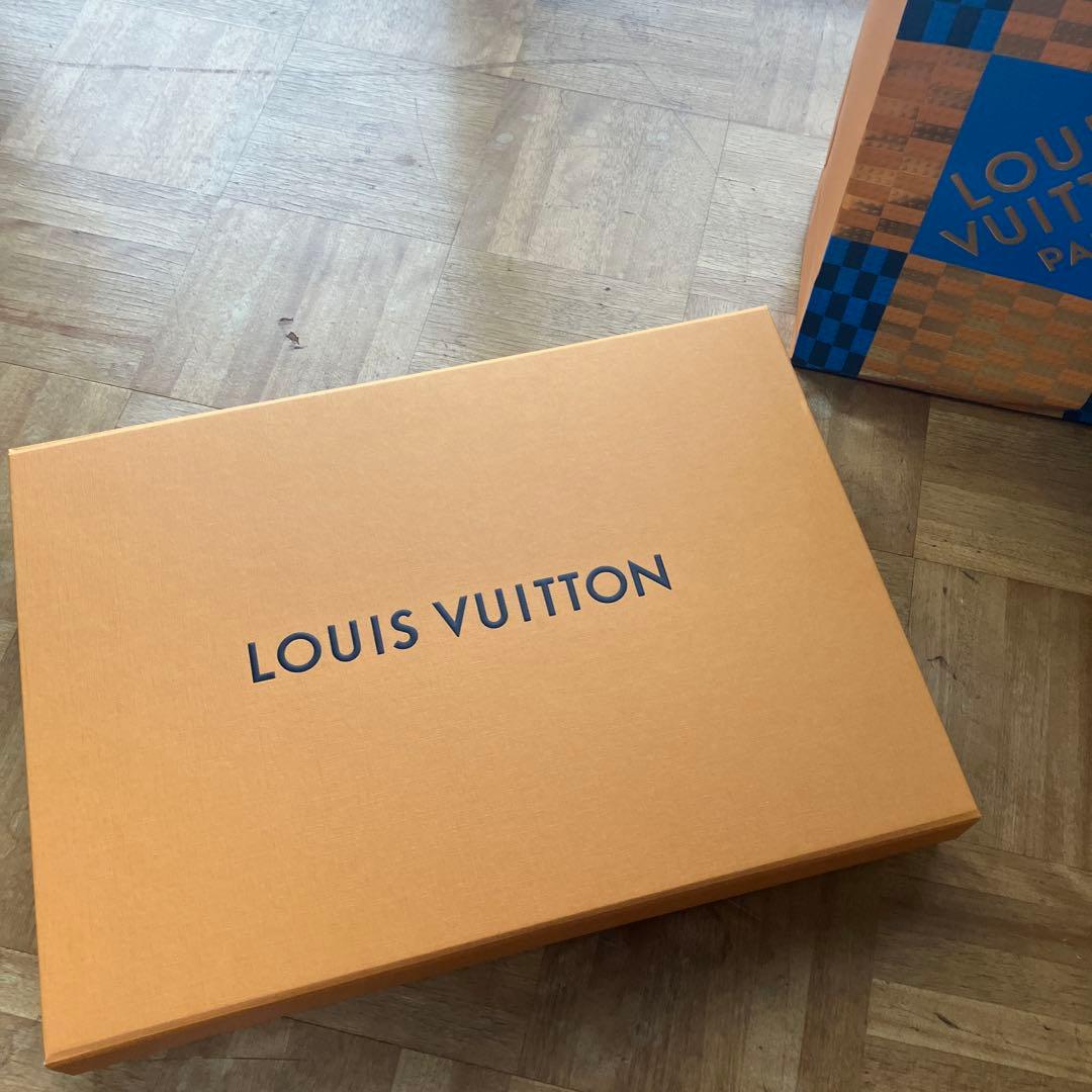 RT-64619 ルイヴィトン　マフラー　ほぼ新品