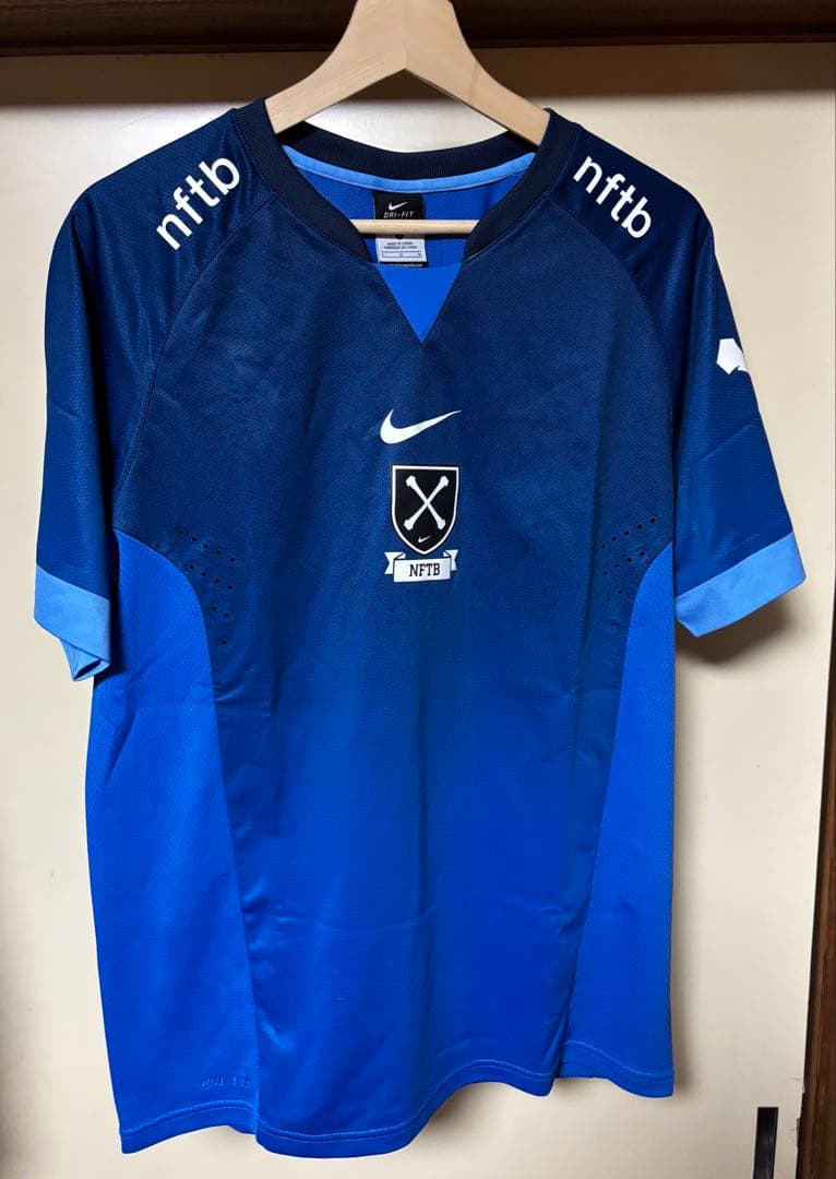 【希少/廃盤】NIKE NFTB フットサルシャツ センターロゴ 骨デザイン L