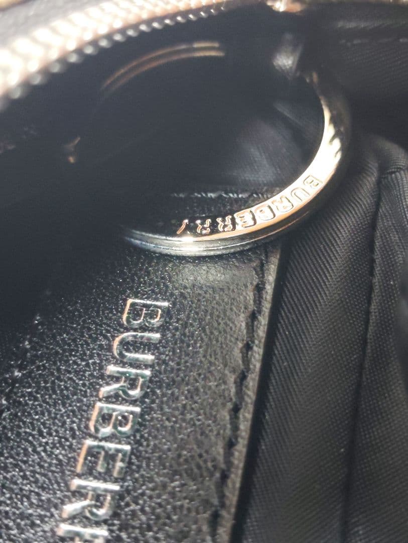 バーバリー ノバチェック ミニポーチ バッグチャーム キーリング