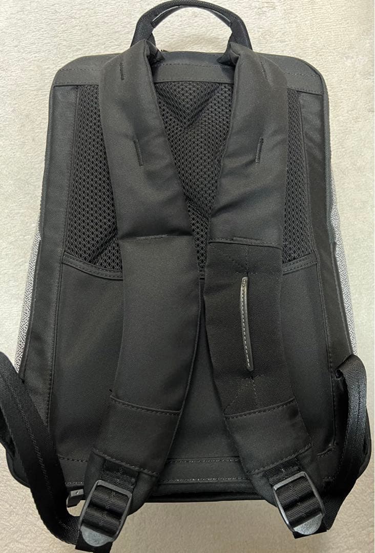 tumi tahoe ビジネス、タウンユース　リュック