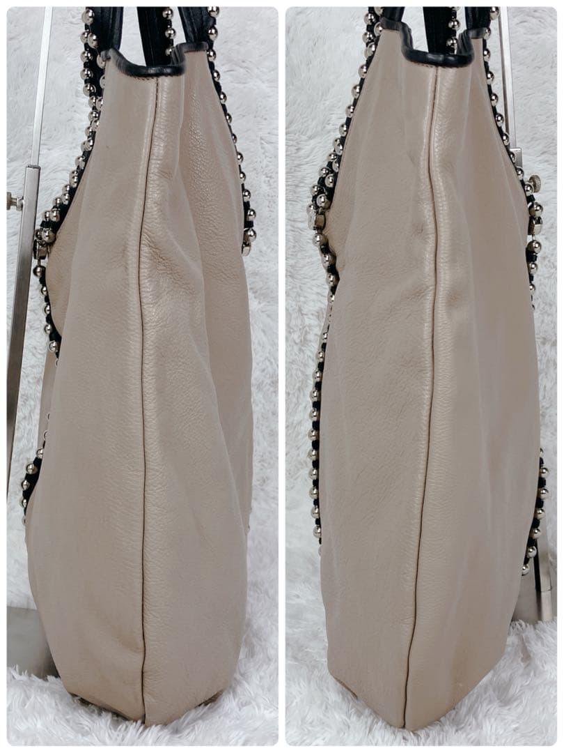 極美品✨希少　FURLA フルラ　トートバッグ　A4可　スタッズ　本革　ベージュ