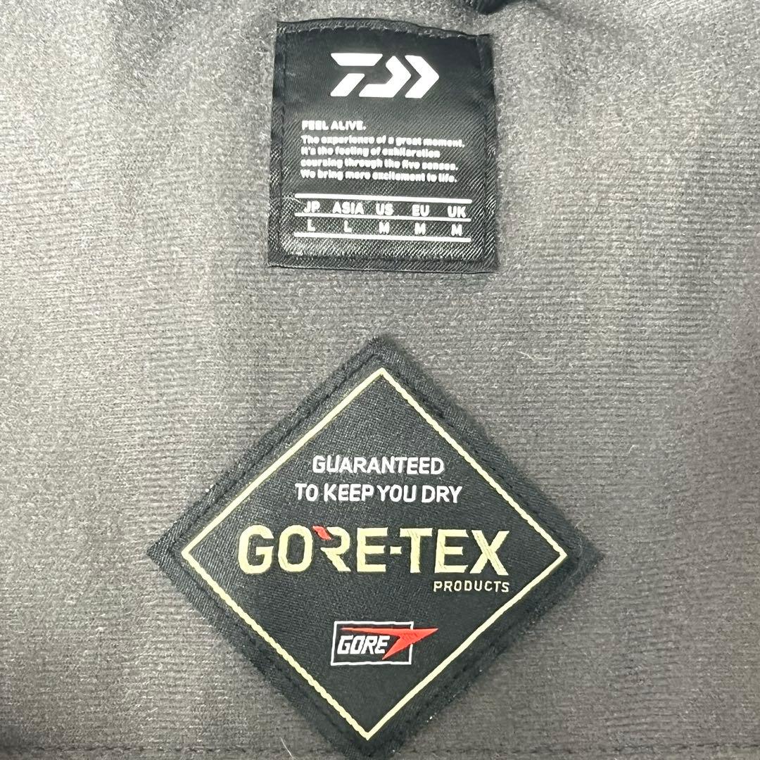 【美品】 ダイワ DW-1909 ゴアテックス プロダクト ウィンタースーツ L
