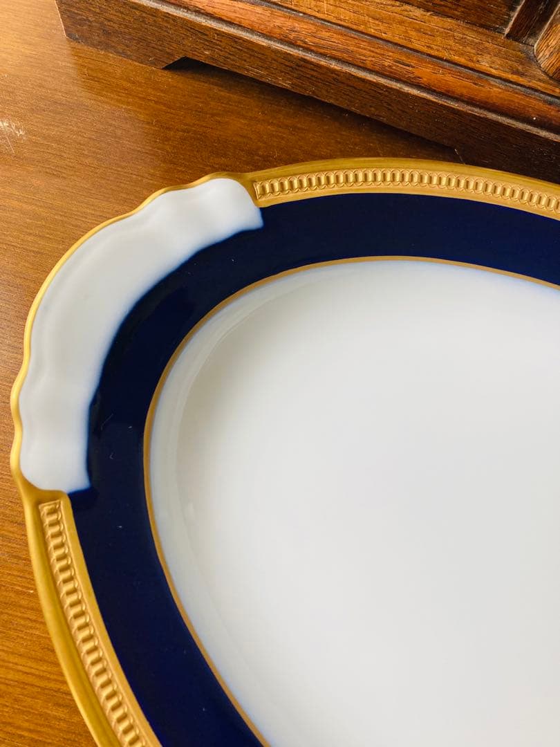 大倉陶園　瑠璃　エンボス　金蝕　クラウン 皿　オーバルプレート　1枚　約36cm