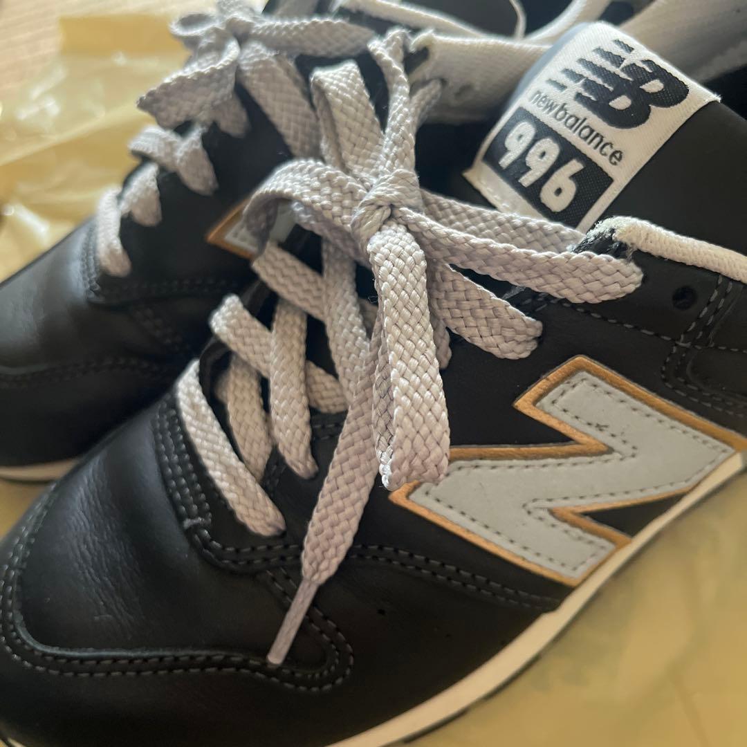 New Balance CM996 ブラックレザー スニーカー