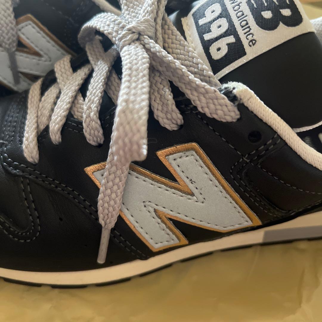 New Balance CM996 ブラックレザー スニーカー
