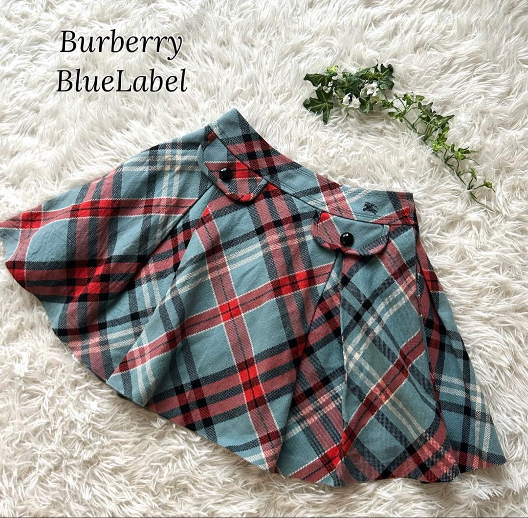 バーバリーブルーレーベル　水色　プリーツ　チェック　スカート ロゴ刺繍