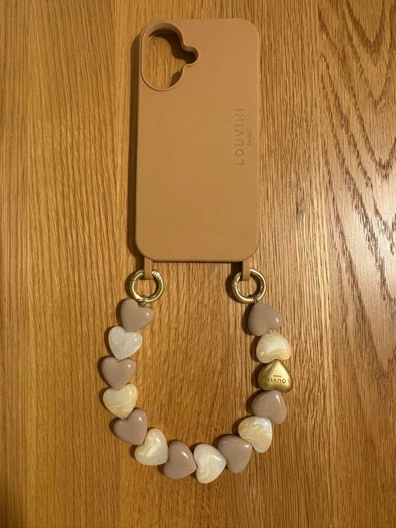 LOUVINI PARIS スマホケース　スマホストラップ