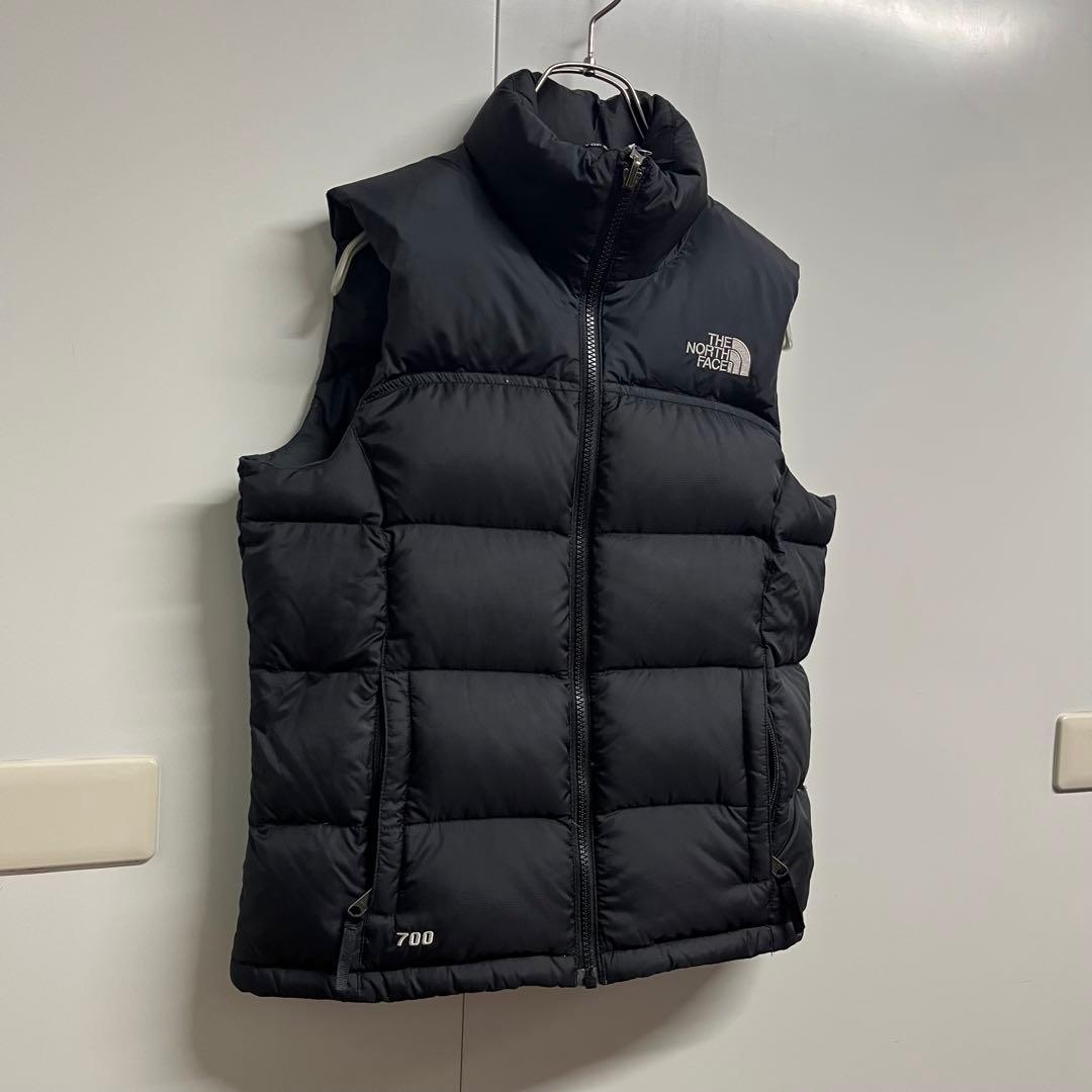 31【人気】ノースフェイス　ダウンベスト　ヌプシ　レディースXS　黒　ブラック