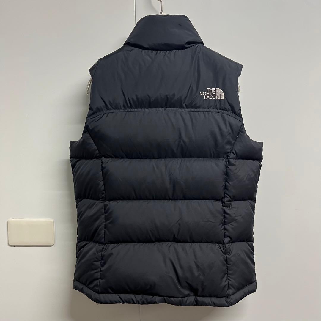 31【人気】ノースフェイス　ダウンベスト　ヌプシ　レディースXS　黒　ブラック