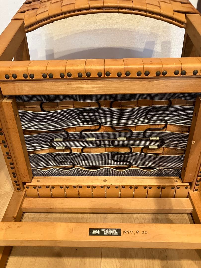 『なな様』北の住まい設計社　ラスティックアームチェア②