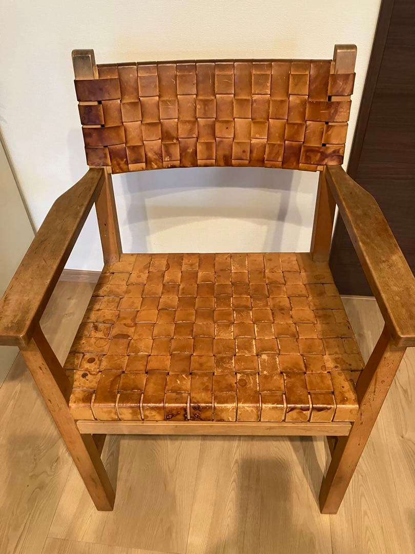 『なな様』北の住まい設計社　ラスティックアームチェア②