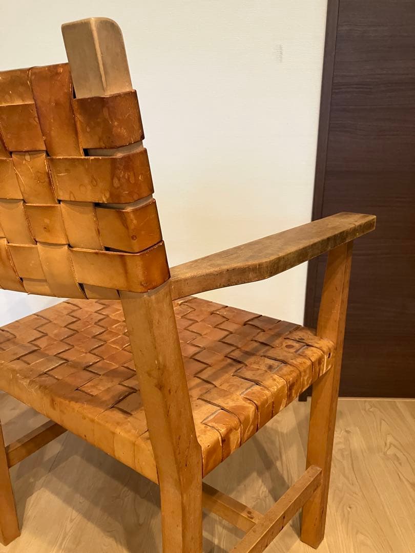 『なな様』北の住まい設計社　ラスティックアームチェア②