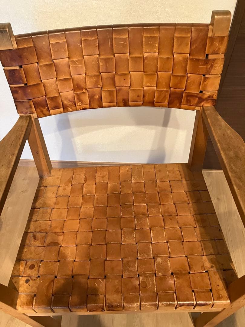 『なな様』北の住まい設計社　ラスティックアームチェア②