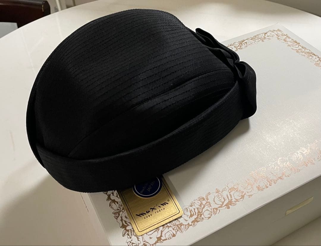 maxim ブラックリボン付きハット