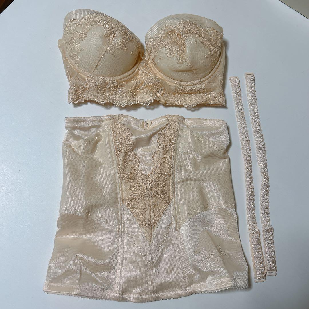 【かなさま専用】FOUR SIS ＆Co.ブライダルインナー3点セット♡送料無料