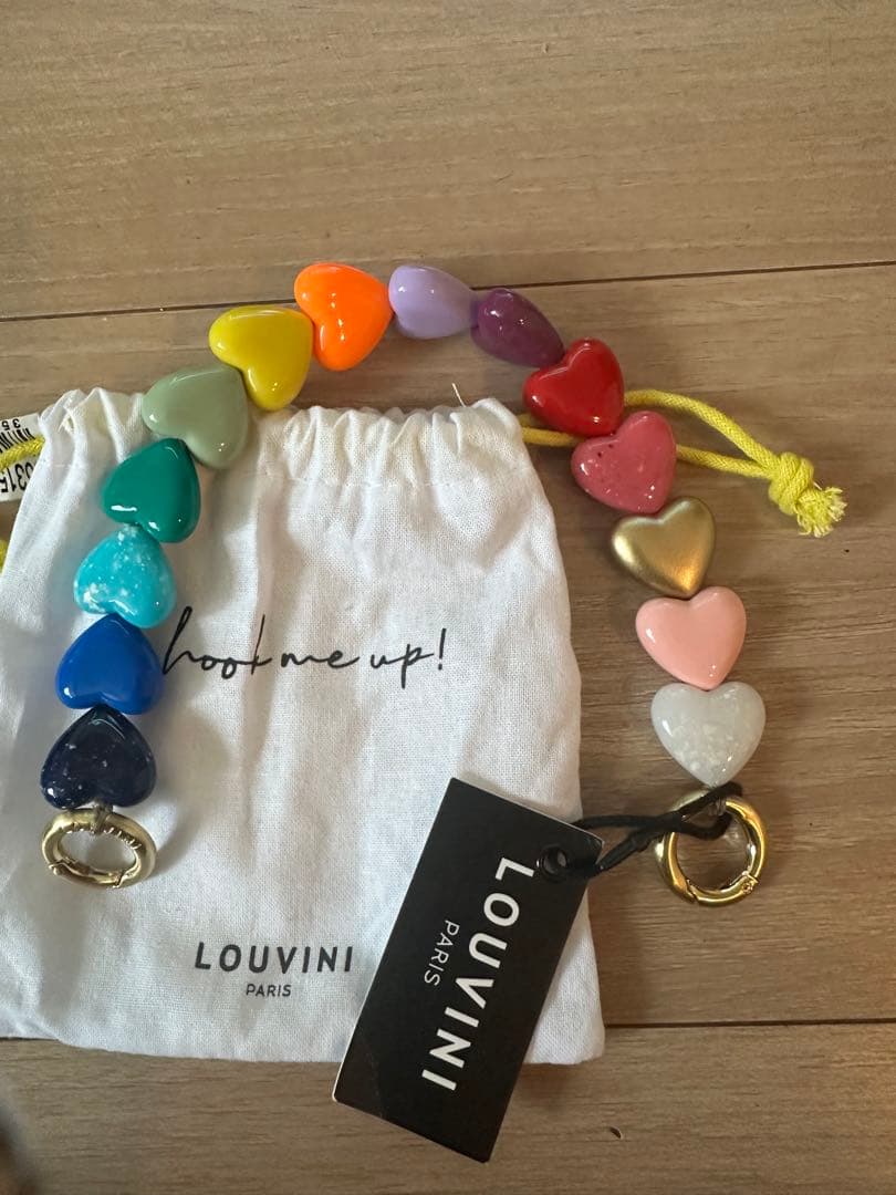 LOUVINI カラフルハートストラップ