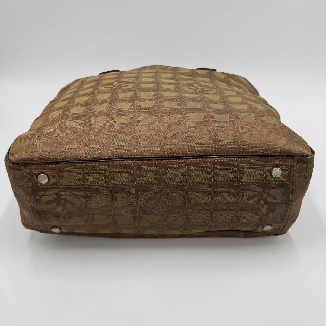 シャネル ニュートラベルGM トートバッグ ショルダーバッグ A4可 カーキ