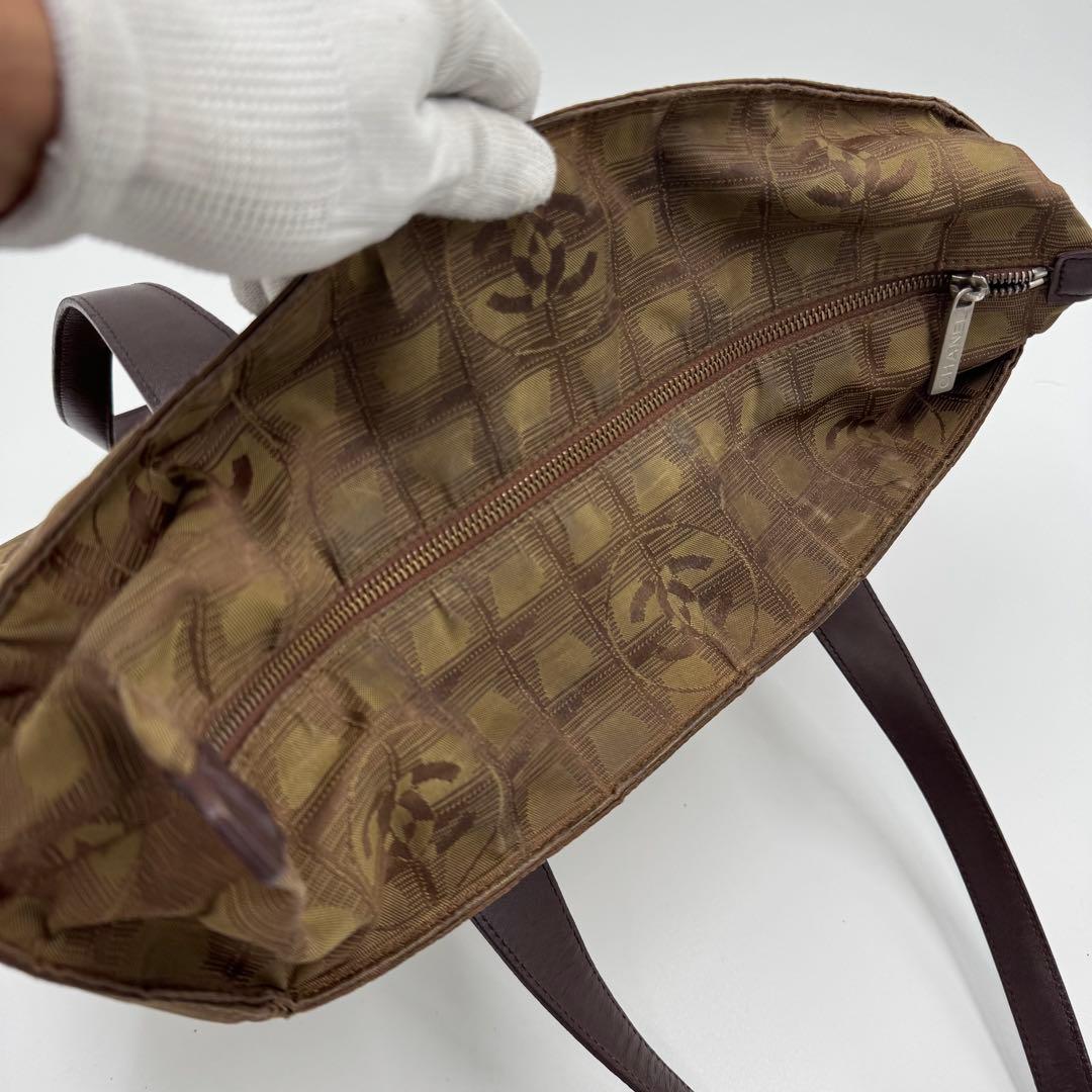 シャネル ニュートラベルGM トートバッグ ショルダーバッグ A4可 カーキ