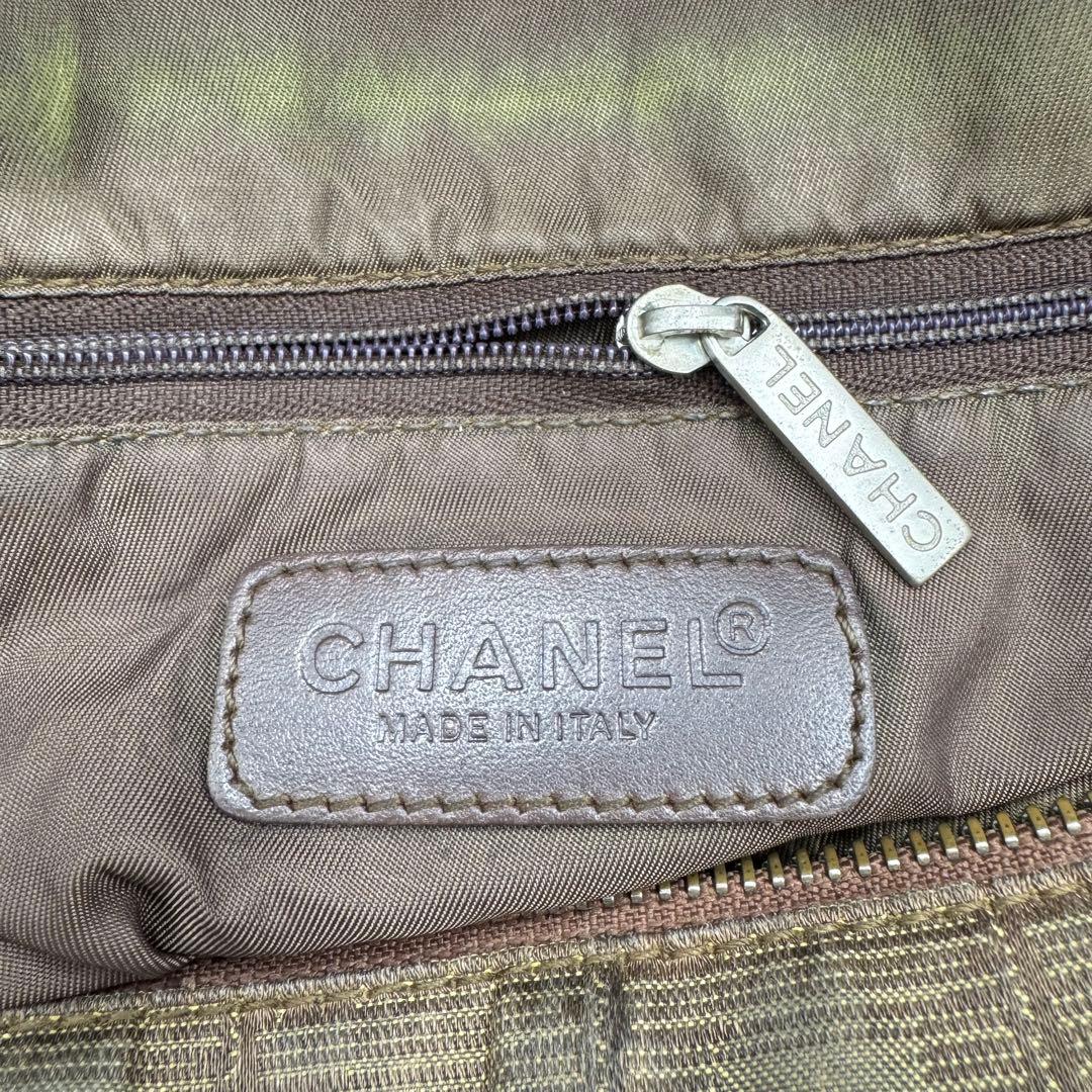 シャネル ニュートラベルGM トートバッグ ショルダーバッグ A4可 カーキ