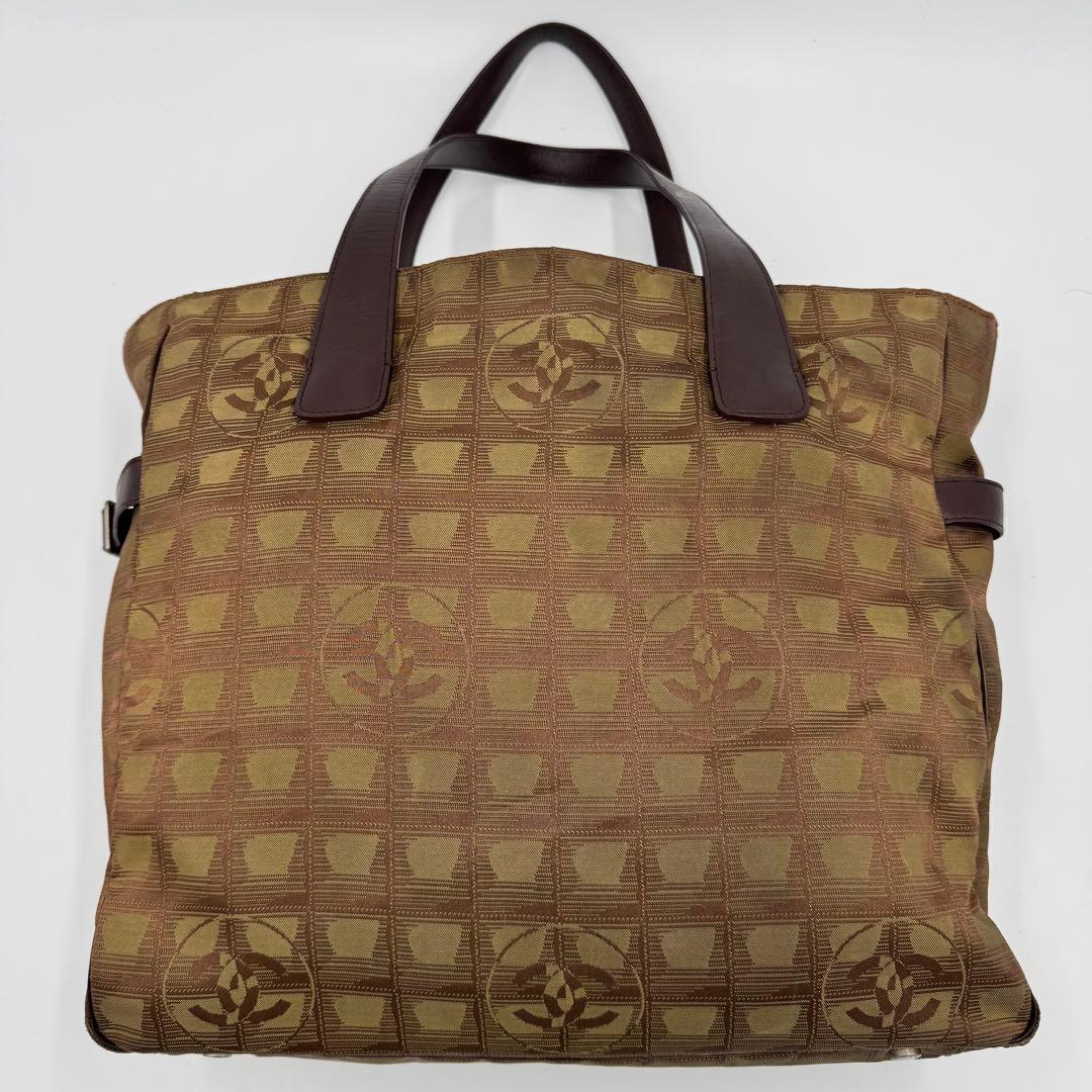 シャネル ニュートラベルGM トートバッグ ショルダーバッグ A4可 カーキ