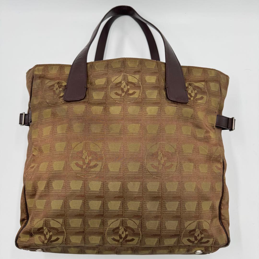 シャネル ニュートラベルGM トートバッグ ショルダーバッグ A4可 カーキ