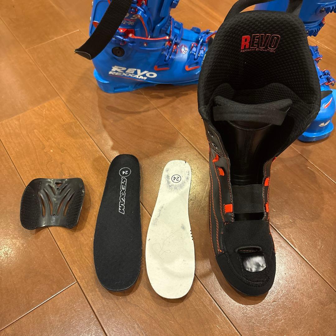 レクザム REXXAM レボ REVO 110S 24 / 24.5cm