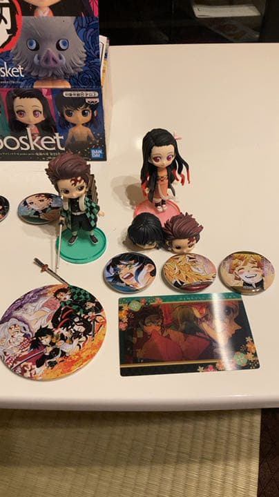 鬼滅の刃の漫画➕フィギュア