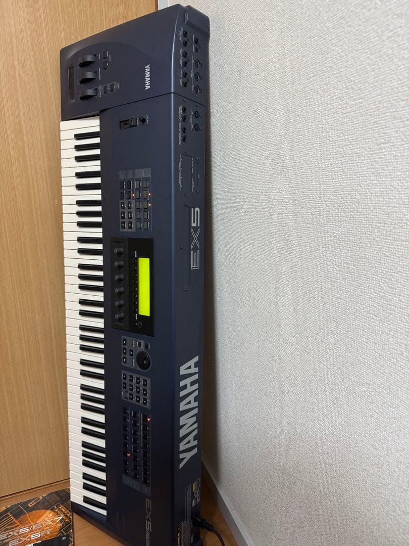 YAMAHA ヤマハ　シンセサイザー　76鍵盤　EX5